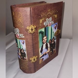 The Wizard of Oz Puzzle Book Box